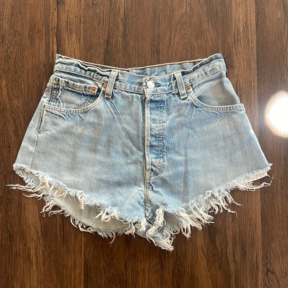 Levi high waisted denim shorts
